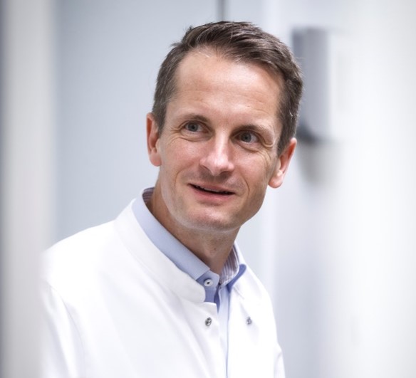 Portrait Prof. Dr. Christine Pott