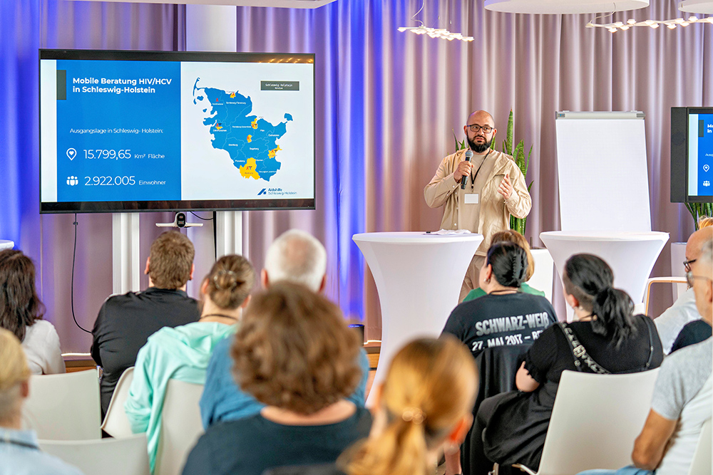 Dr. Konstantin Kandlen