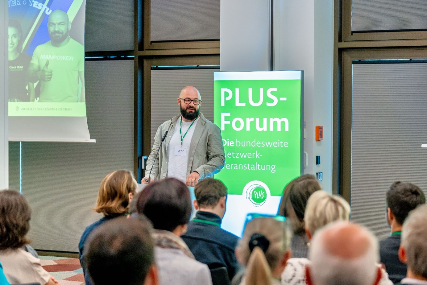 Dr. Konstantin Kandlen