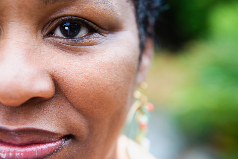 Primo piano di occhio scuro